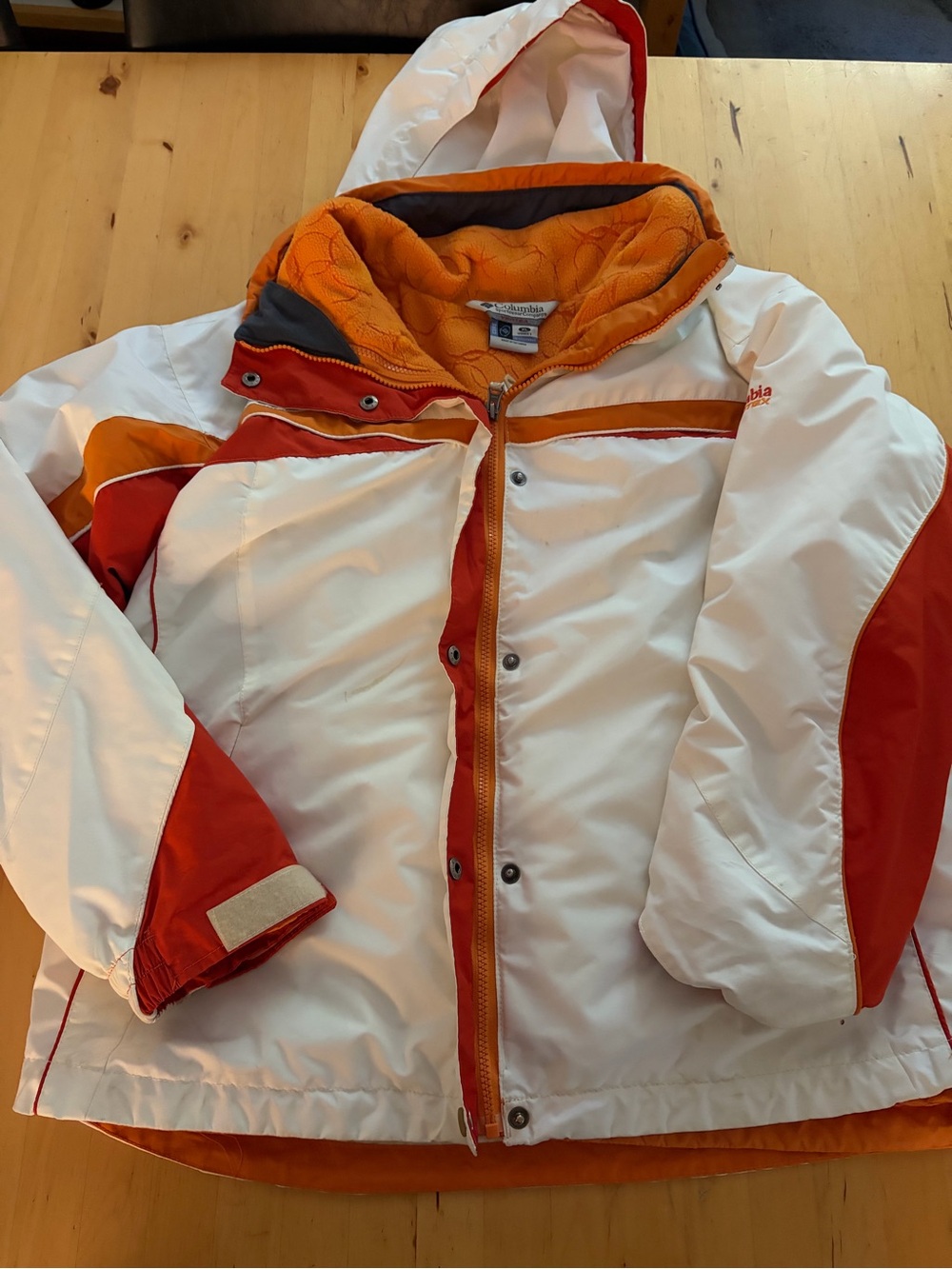 Columbia Women’s White, Orange & Red Insulated Puffer Jacket